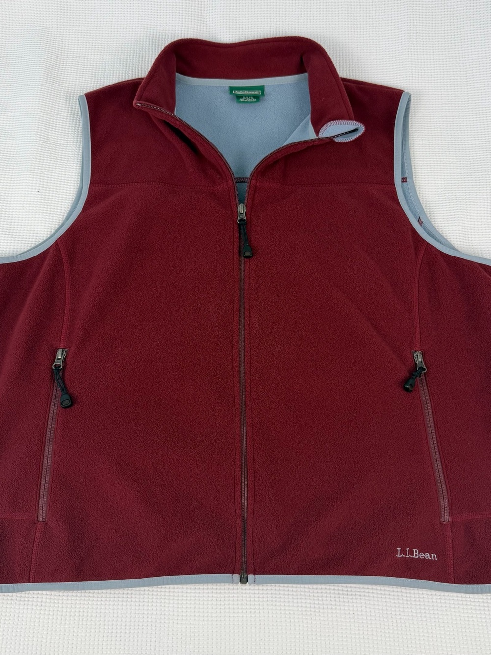 L.L. Bean Burgundy Polartec Fleece Vest Womens 3X with Light Blue Trim